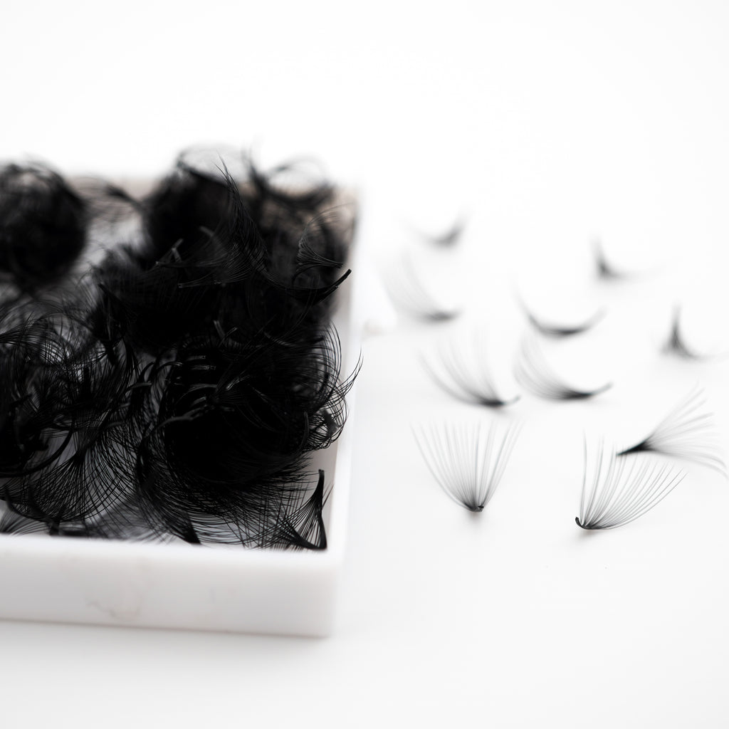 20D Loose Promade Russian Volume Fan lashes 0.05mm Pointy Base eyelash extension