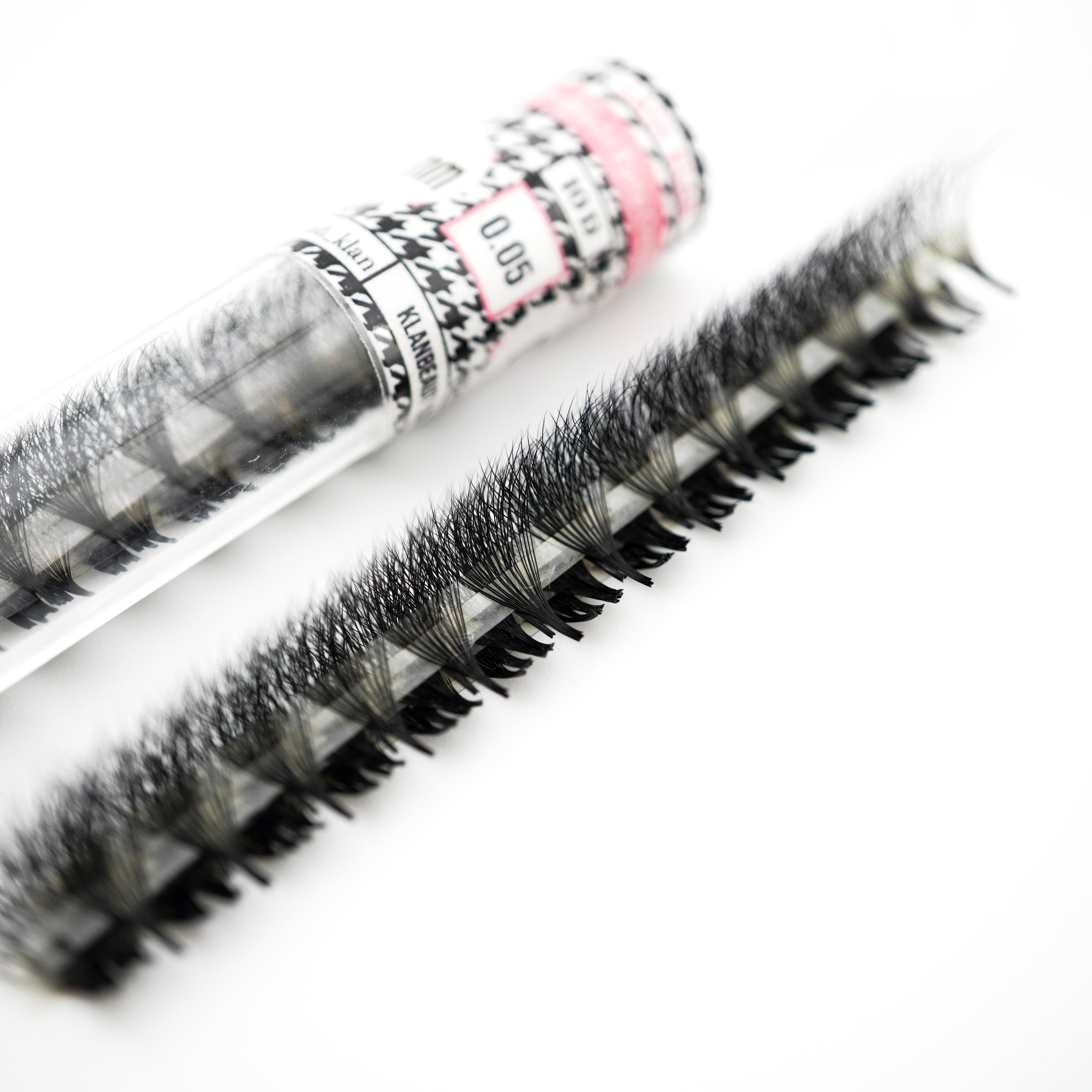 Double layered Pro made Volume Lashes 100 Fans