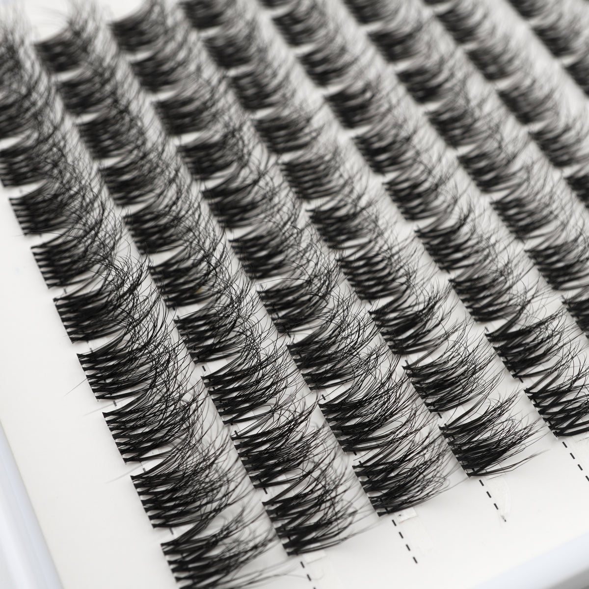 Lash Klan Ultra Fine DIY Lash Clusters – 120pcs, Invisible Band, Mixed Length 8–16mm, 0.05mm Lash Klan