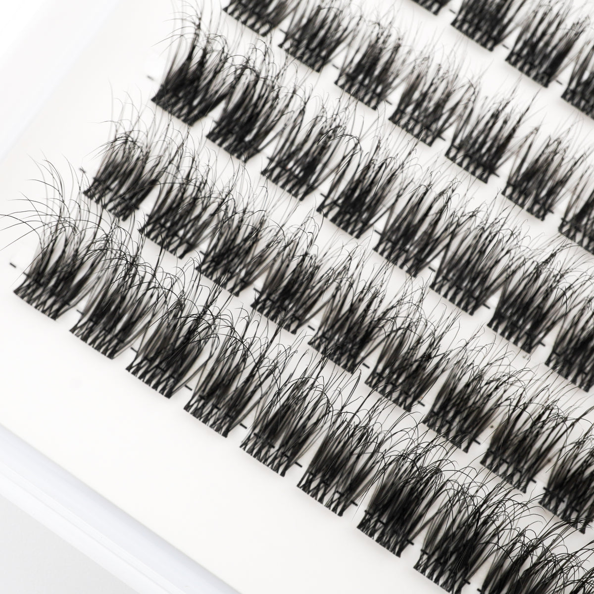 Lash Klan Ultra Fine DIY Lash Clusters – 120pcs, Invisible Band, Mixed Length 8–16mm, 0.05mm Lash Klan