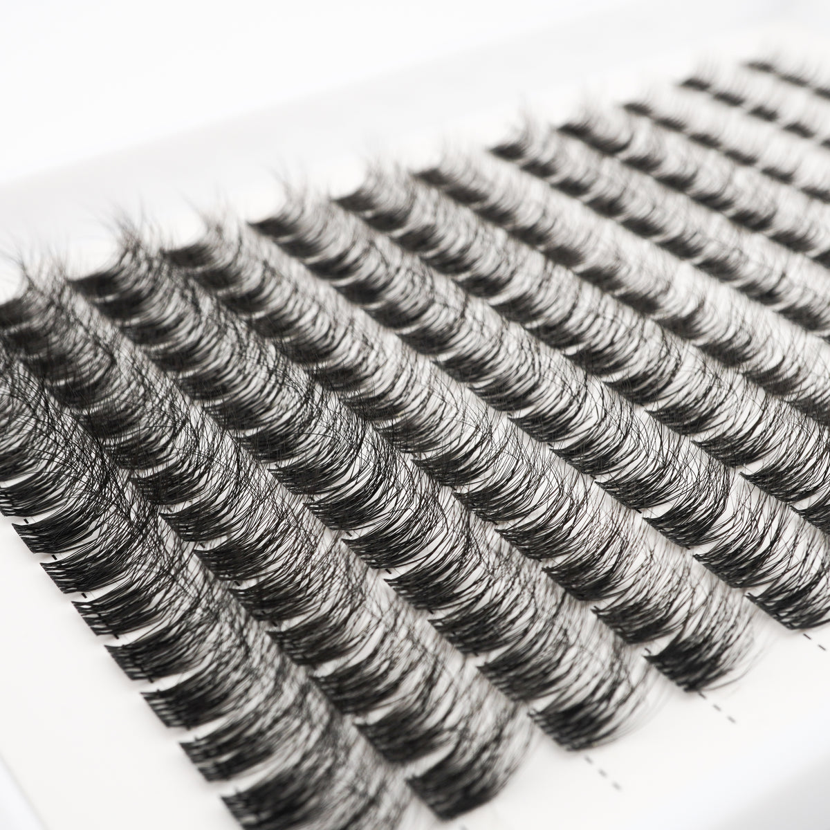 Lash Klan Ultra Fine DIY Lash Clusters – 120pcs, Invisible Band, Mixed Length 8–16mm, 0.05mm Lash Klan